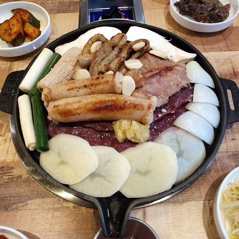 제일돌곱창 상무점